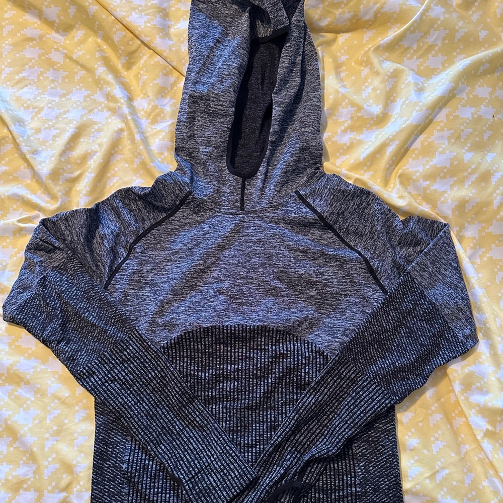 Fabletics Avaline seamless hoodie